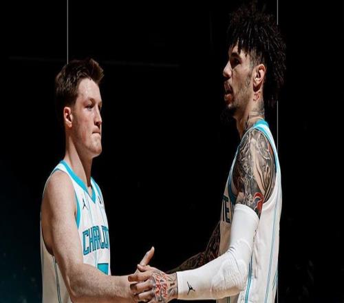 4號(hào)秀平庫(kù)里紀(jì)錄，7連勝創(chuàng)隊(duì)史最佳！14戰(zhàn)13勝五虎導(dǎo)演22分大逆轉(zhuǎn)