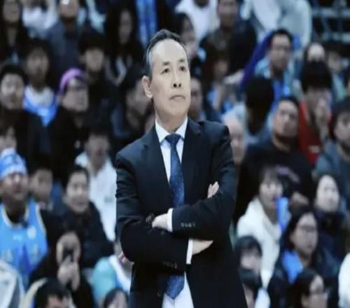 許利民：休賽期要把第一階段的問題解決，技戰(zhàn)術(shù)也要繼續(xù)優(yōu)化