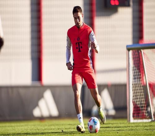 圖片報(bào)：格雷羅恢復(fù)訓(xùn)練并有機(jī)會(huì)出戰(zhàn)霍村，萊默爾尚未參加