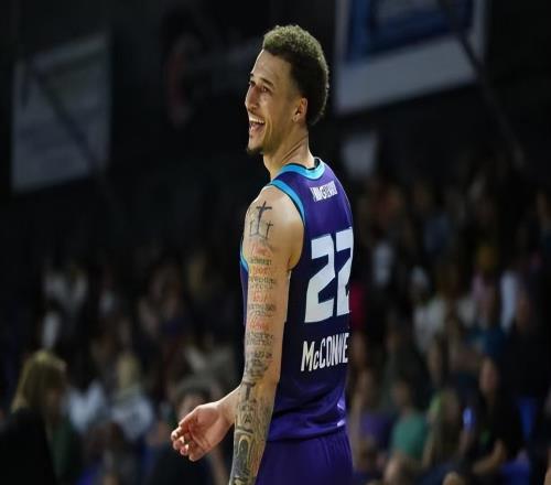 打出發(fā)展聯(lián)盟生涯最強(qiáng)之戰(zhàn)！火箭二隊(duì)還有一個(gè)潛在的優(yōu)質(zhì)3D側(cè)翼