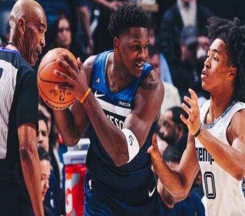 賈倫杰克遜30+6力壓準三雙蘭德爾，華子空砍39分，灰熊復(fù)仇森林狼