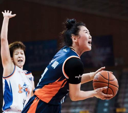得分第1+助攻第1！中國(guó)女籃31歲王牌劍指MVP：宮魯鳴會(huì)召她嗎