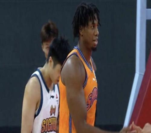 懷特塞德28分13籃板上海雙殺廣東，廣東已經失去沖冠可能