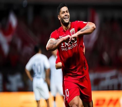 胡爾克成上港第6外援熱門人選，未來值得球隊考慮，已引發(fā)熱議