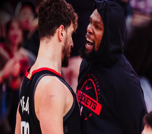 杜蘭特傷缺，火箭豪取3連勝！申京39+16+5破紀錄+小賈又成晴雨表