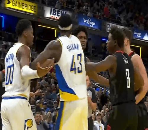 申京引沖突！火箭雙殺步行者，杜蘭特傷缺，探花13中4，小賈驚艷