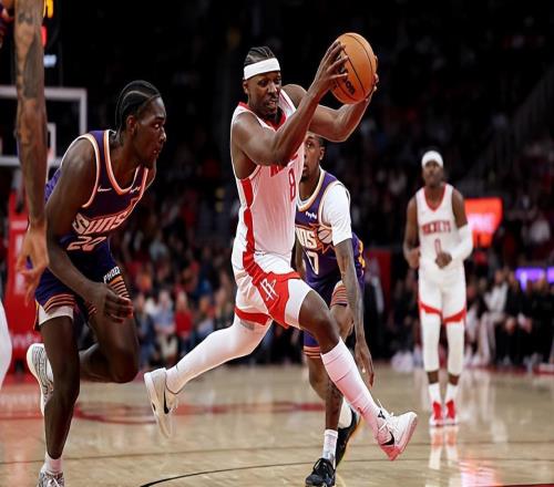 明明狀態(tài)不錯(cuò)，結(jié)果火箭鋒線大將只能在別人輪休的時(shí)候完成出場(chǎng)