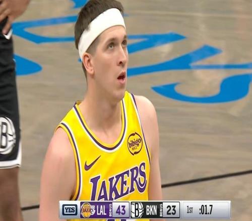 虐菜很穩(wěn)！湖人125109籃網(wǎng)，看數(shù)據(jù)：他是頭號功臣！