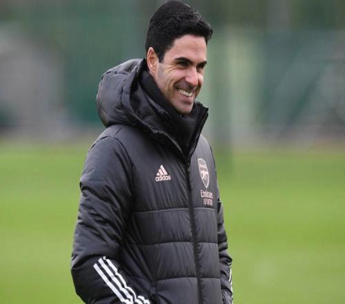 英超三強(qiáng)搶人！阿森納、切爾西、曼城齊追紐卡核心