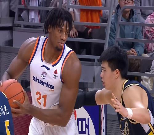 不是奎因！廣東隊(duì)首個(gè)被裁外援曝光，杜鋒欽點(diǎn)之人將離隊(duì)