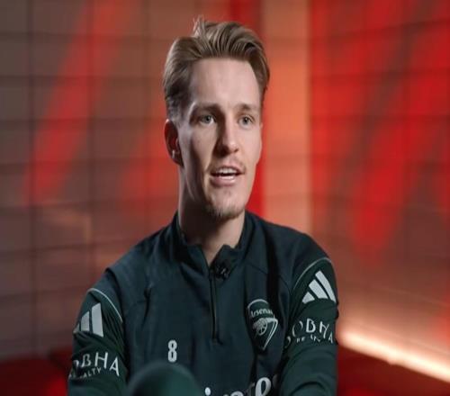 厄德高：在英超踢球本身就伴隨著壓力，必須去享受每一場(chǎng)比賽