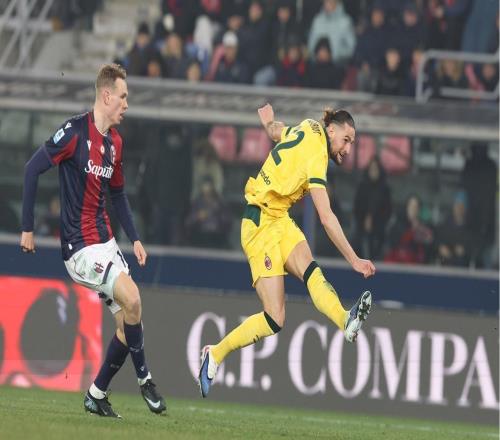 手榴彈炸自己米蘭達(dá)超遠(yuǎn)距離界外球烏龍助攻拉比奧破門