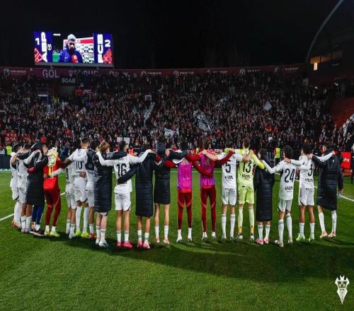 沒(méi)能一黑到底，上輪國(guó)王杯淘汰皇馬的阿爾瓦塞特不敵巴薩出局