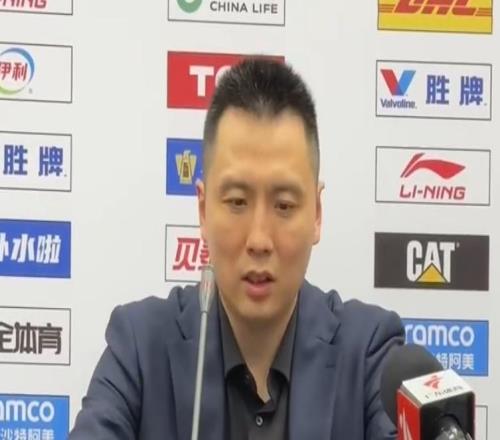 勝?gòu)V東發(fā)布會(huì)！盧偉總結(jié)第3節(jié)被追分，滿意第1階段，白邊致謝信任