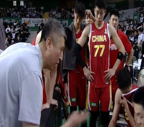 郭士強惹爭議！中國男籃官宣21人名單周琦落選本土得分王也被棄