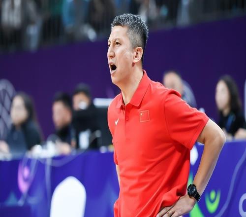 26歲龐崢麟首度入選集訓(xùn)隊(duì)！媒體人盼進(jìn)最終12人名單21天見真章