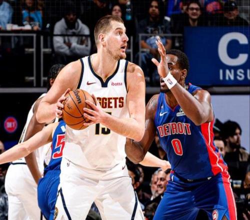 活塞拒逆轉(zhuǎn)！康寧漢姆29+10，約基奇24+15全隊(duì)最低，穆雷32分13罰