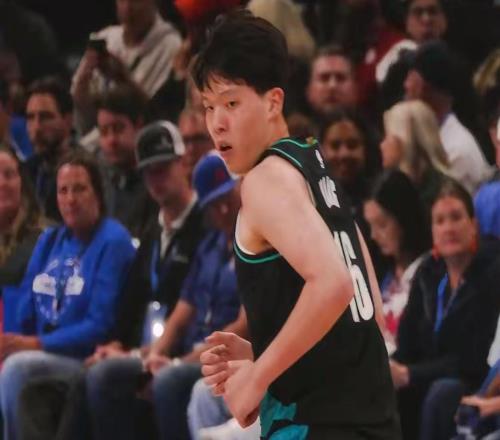 擠走周琦+逼退楊瀚森！男籃最強(qiáng)中鋒確認(rèn)加盟，郭士強(qiáng)這下穩(wěn)了！