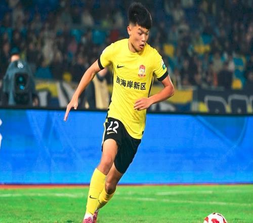 截胡海港！中超新土豪引進(jìn)聯(lián)賽“搶斷王”，簽13名新援，劍指冠軍