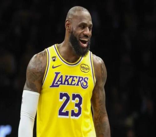 NBA最新排名！兩隊(duì)跟湖人爭(zhēng)第五，西部第二收大禮，勇士連遭打擊