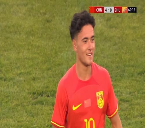 08國(guó)少核心簽約大連英博隊(duì)！德轉(zhuǎn)已官宣確認(rèn)，有望被重點(diǎn)培養(yǎng)