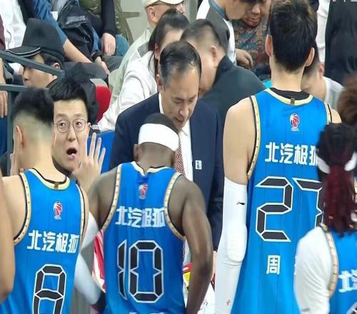 CBA一階段排名！廣東被上海雙殺，北京止敗遼寧連勝山東深圳輸球