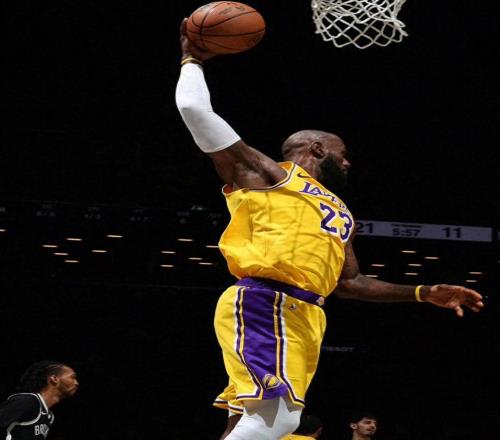 一場125109，讓西部第五易主，湖人輕松擊退弱旅，罰球丟太多！