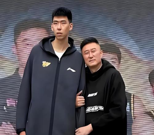 好事不斷！入選中國(guó)男籃，徐昕還有2項(xiàng)數(shù)據(jù)CBA第一