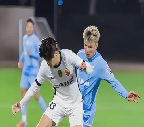 俄超給中超當(dāng)陪練當(dāng)俄因制裁轉(zhuǎn)向東方，我們提升的機(jī)會(huì)來(lái)了！