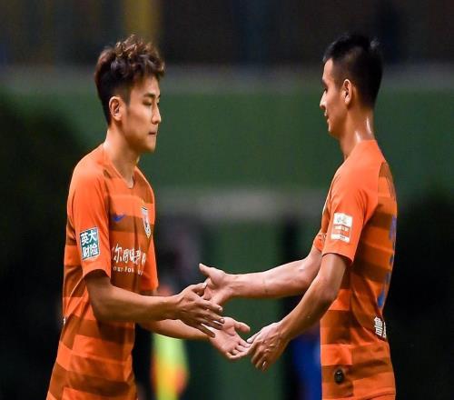 于根偉慌了津門虎深陷降級(jí)泥潭，顧不上年輕化，又簽兩名老將！