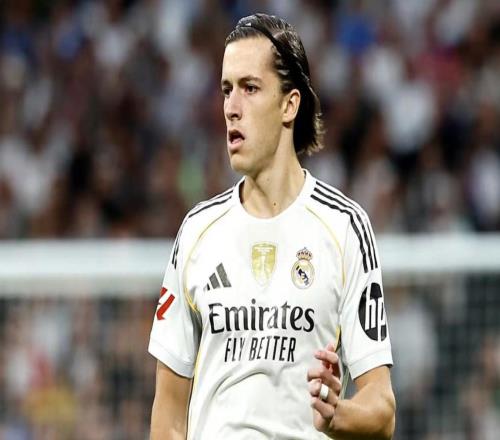 阿斯：卡雷拉斯已徹底失去了阿爾瓦羅的信任，不再是鐵打主力