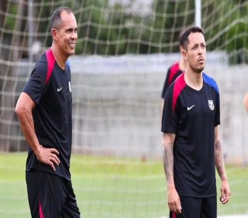 前巴薩中場(chǎng)吉奧瓦尼：維尼修斯只是普通球員，沒有決定性能力