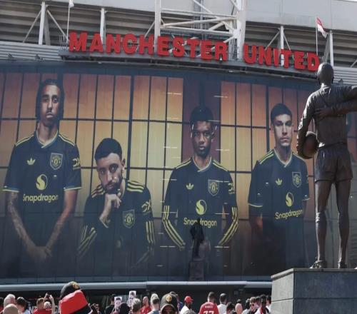 TA：曼聯(lián)此前的裁員導(dǎo)致為俱樂(lè)部拉來(lái)關(guān)鍵贊助的核心成員離職