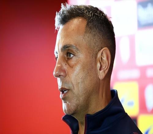 喜訊！浙江隊(duì)敲定歐冠級(jí)別中場(chǎng)神將19場(chǎng)6球3助攻中超爭冠或變天