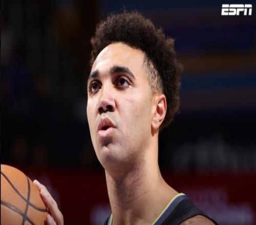 Shams：勇士將杰克遜戴維斯交易至猛龍，換回湖人26年次輪簽