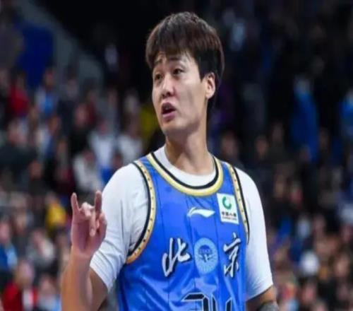 新疆官媒下場，趙睿不當言論可能會被禁賽，郭士強面臨艱難選擇