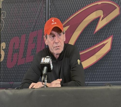 激活火箭登！阿特金森自曝請教德安東尼稱贊哈登籃球智商洞察力