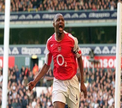 維埃拉：我效力的那支阿森納很團(tuán)結(jié)也很謙遜，球員愿承擔(dān)責(zé)任