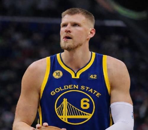 勇士交易來一個老病號，庫里這也能忍嗎性格太軟了吧！