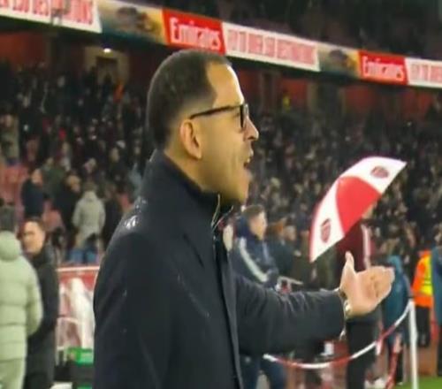 賽前熱身時羅塞尼爾對阿森納球員爆粗，讓他們待在自己那半邊