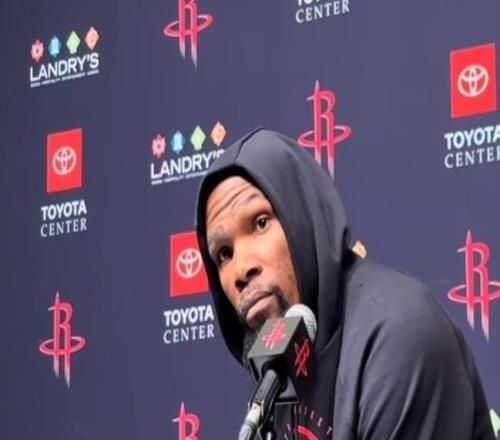 杜蘭特：我們本質(zhì)上是防守型球隊我得改改一直蹲底角的想法