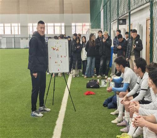 備戰(zhàn)東北超，同城球隊熱身！大連隊1：2英博B隊