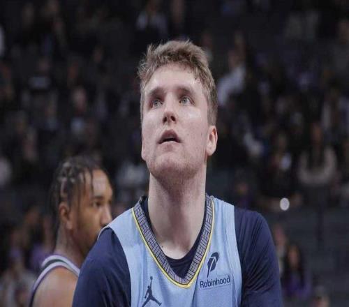 十連敗聯(lián)盟倒數(shù)第一！威少?gòu)?fù)出總分超大夢(mèng)國(guó)王惜敗灰熊小薩24+15