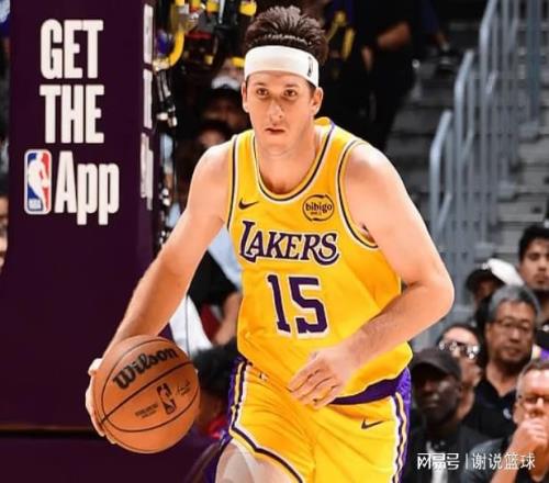 湖人戰(zhàn)費(fèi)城被看好，重回主場(chǎng)兵強(qiáng)馬壯，對(duì)手兩核心拖后腿