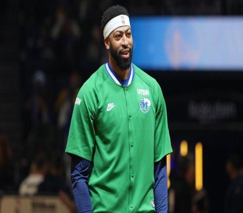 獨行俠球迷對安東尼戴維斯被交易至奇才的反應(yīng)，可謂五味雜陳