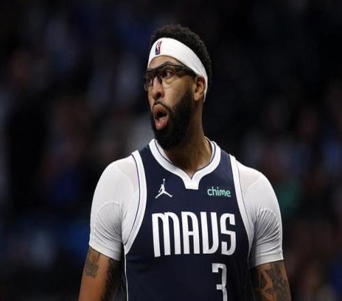 早知道濃眉戴維斯被交易到奇才