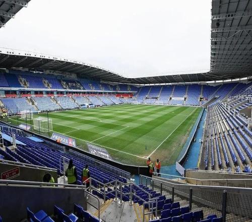 英甲雷丁隊裝備管理員因發(fā)表恐同言論，被英足總禁賽六場