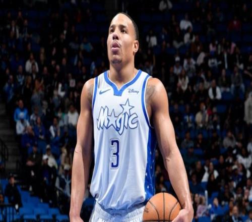 薩格斯生涯首次三雙！魔術(shù)交鋒9連勝籃網(wǎng)班凱羅22分貝恩23分