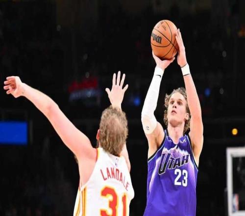 沃克1.6秒準絕殺老鷹雙殺爵士杰倫22+16+15第10次三雙聯(lián)盟第二