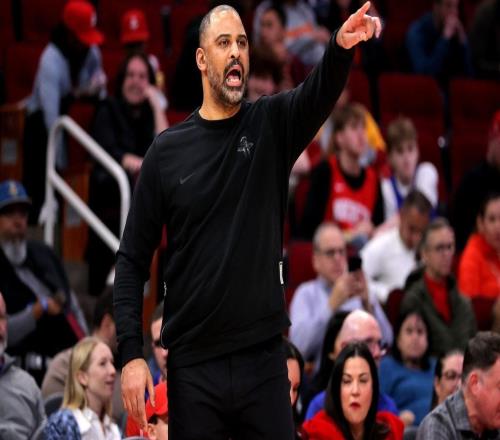 烏度卡：球員們今晚眼神空洞毫無(wú)斗志申京一定能找回手感